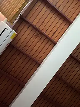 lucas-storm online show from April 22, 7:18 pm