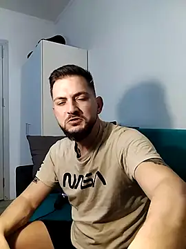 iurinicola online show from February 10, 10:25 pm