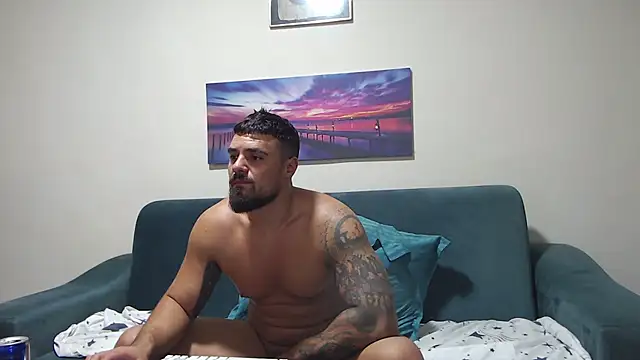 Snapshot of Tiberius_hunk chatting on September 26, 5:43 pm Tiberius hunk online show from September 26, 5:43 pm