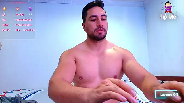 Snapshot of Kal_El_8 chatting on October 15, 10:28 pm Kal El 8 online show from October 15, 10:28 pm