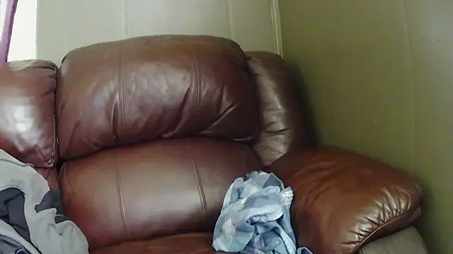 BadazzRXL online show from February 2, 8:50 pm