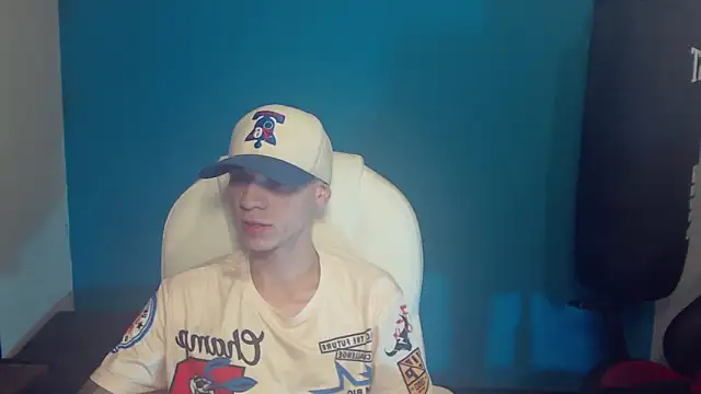 Snapshot of Burperking420_ chatting on October 19, 7:39 pm Burperking420 online show from October 19, 7:39 pm