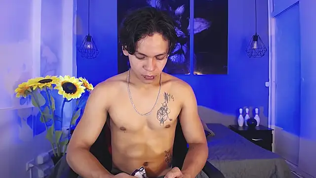 Snapshot of Draco_collins chatting on September 22, 8:08 pm Draco collins online show from September 22, 8:08 pm
