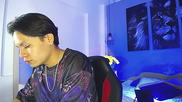 Snapshot of Draco_collins chatting on September 18, 8:22 pm Draco collins online show from September 18, 8:22 pm