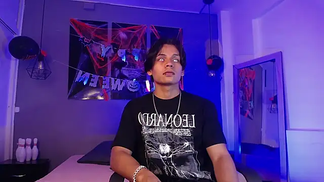 Draco collins online show from October 29, 6:33 pm