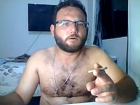 Snapshot of nandocost4 chatting on October 5, 3:32 am nandocost4 online show from October 5, 3:32 am