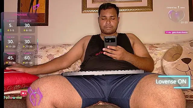 Snapshot of Naughty_Rohan_ chatting on October 13, 3:07 pm Naughty Rohan online show from October 13, 3:07 pm