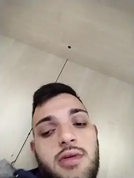 Francescodicristina44 online show from April 17, 9:50 pm