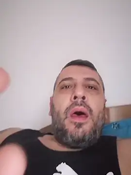 yourflowerpink online show from December 4, 7:15 am