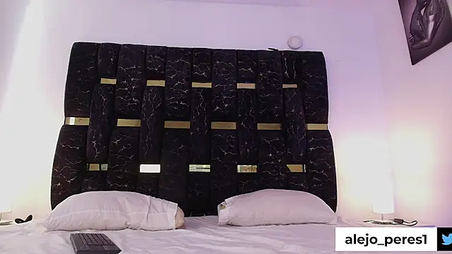 chris blake   online show from February 17, 7:24 pm