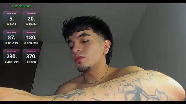 cmzo  online show from April 11, 3:24 am