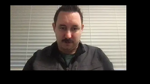 danejackson2025 online show from December 18, 5:20 pm