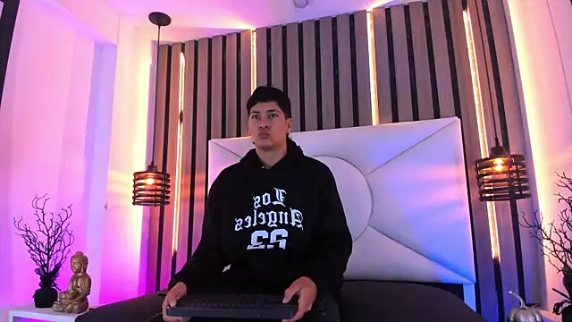 Jhojan twink online show from October 30, 12:06 pm