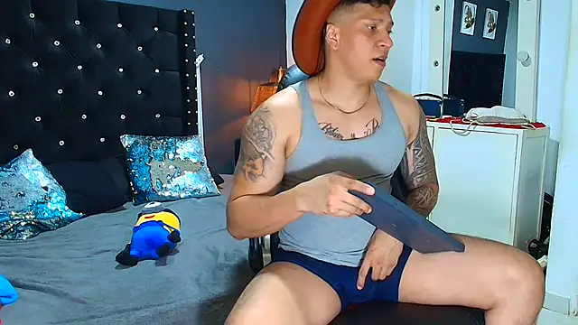 ethan dalton  online show from April 24, 3:20 am