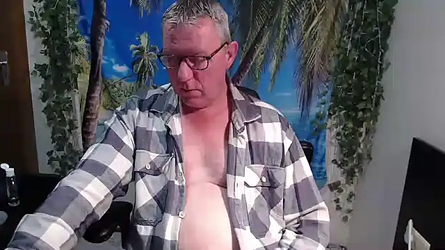 JamesBauer online show from December 20, 5:03 am