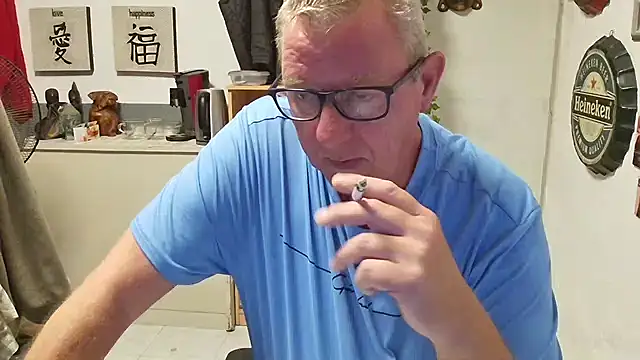JamesBauer online show from April 23, 4:17 am