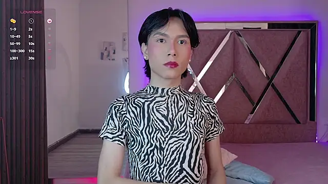 Ash Femboy online show from November 20, 8:07 pm