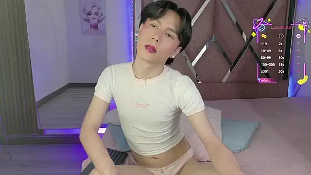Snapshot of Ash_Femboy chatting on September 8, 9:14 pm Ash Femboy online show from September 8, 9:14 pm