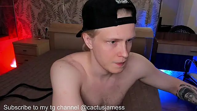 Snapshot of Cactus__James chatting on October 15, 10:50 pm Cactus James online show from October 15, 10:50 pm