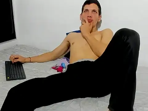 kevinkewman online show from October 19, 1:47 pm