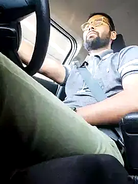 UAjit online show from October 3, 9:03 am