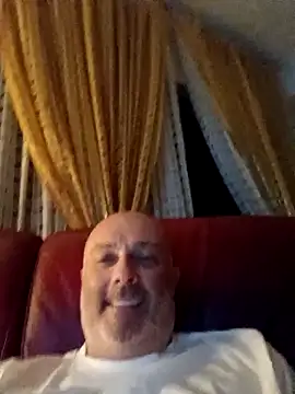 Alexis Bull online show from September 27, 11:24 pm