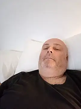 Alexis Bull online show from March 21, 10:39 am