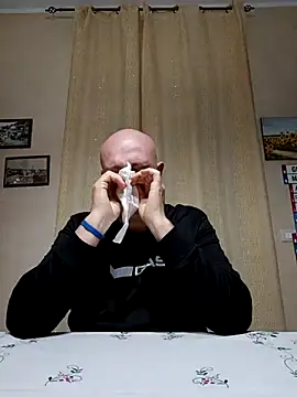 Alexis Bull online show from December 21, 10:40 pm