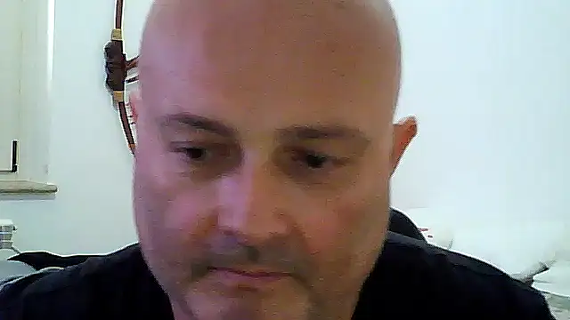 Alexis Bull online show from April 21, 2:12 pm