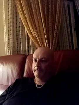 Alexis Bull online show from September 23, 9:25 pm