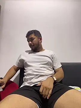 cowbxy  online show from March 21, 2:50 am