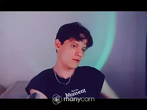 santihot089 online show from February 13, 4:41 am