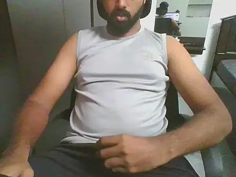 lovelyakash69 online show from November 30, 5:42 am