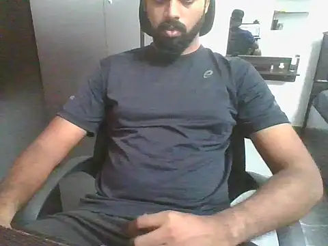 Snapshot of lovelyakash69 chatting on September 10, 3:38 am lovelyakash69 online show from September 10, 3:38 am