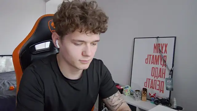 DanyDavis online show from November 7, 10:29 am