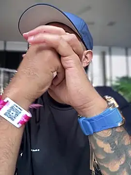 PapiStan online show from April 28, 9:52 pm