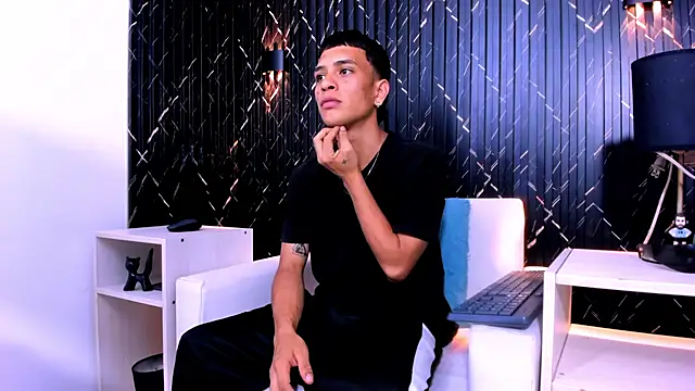 Matt Ruso online show from October 29, 3:42 am