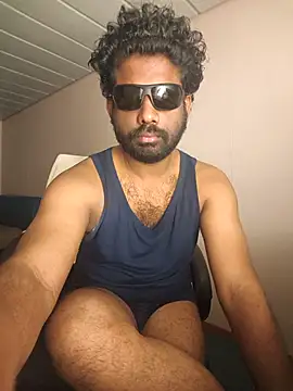 UrbanUtopia online show from April 22, 2:51 am