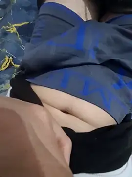 amirzinou online show from March 21, 1:34 am