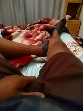 Snapshot of kulliguy chatting on October 11, 5:39 pm kulliguy online show from October 11, 5:39 pm