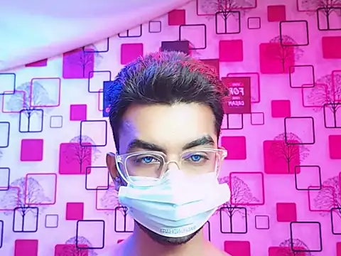 ChiseledCharm online show from November 7, 10:35 pm