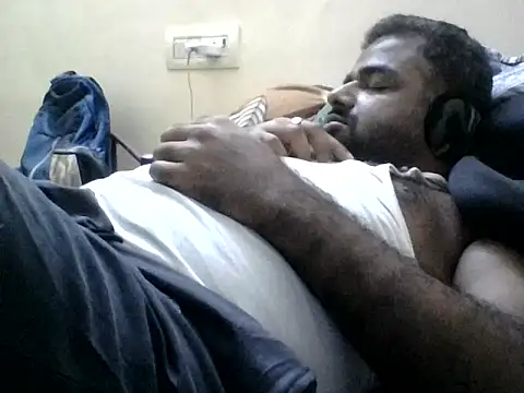 Snapshot of sree4143 chatting on September 11, 2:27 pm sree4143 online show from September 11, 2:27 pm