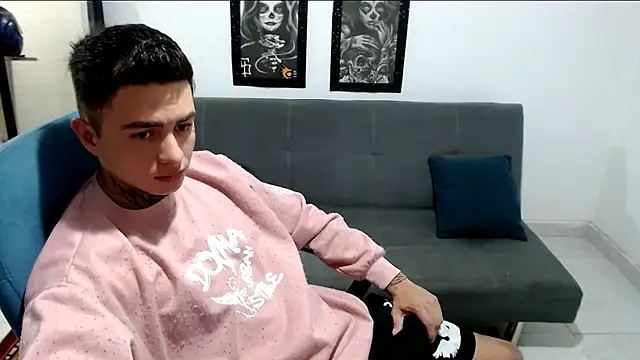 santii ss online show from November 5, 2:02 am