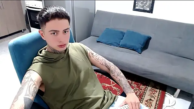 santii ss online show from January 19, 1:30 am