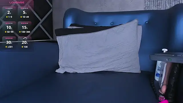 Snapshot of hot_boy_04 chatting on September 24, 12:58 pm hot boy 04 online show from September 24, 12:58 pm