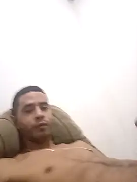 malvadinho69134 online show from October 3, 4:50 am