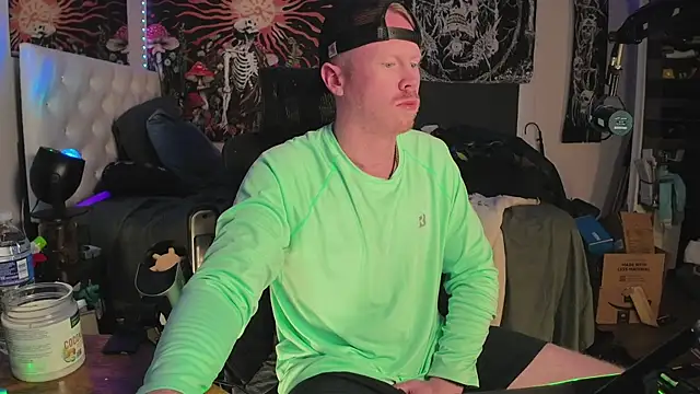 twunkdean online show from October 19, 8:01 pm