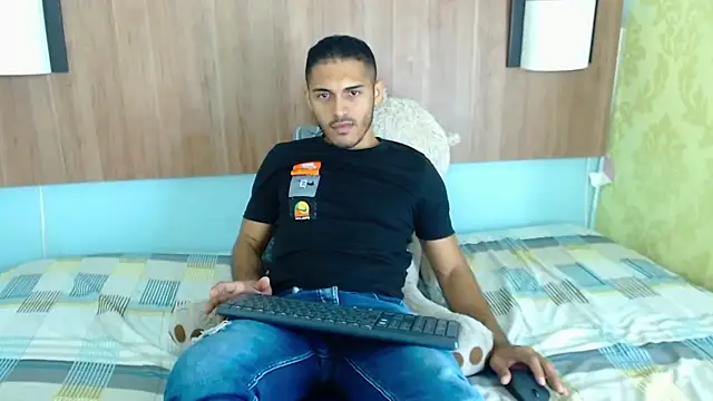 Derek Storm  online show from December 5, 12:34 pm