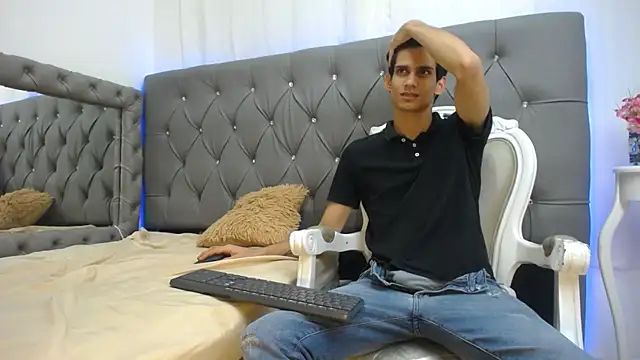 Sebalexis7 online show from October 5, 3:21 am