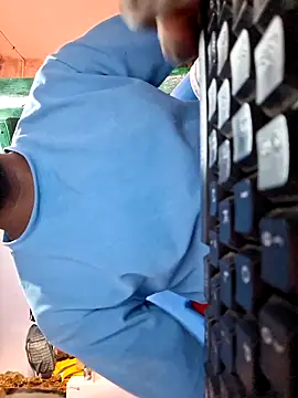 Cuteboy here online show from March 16, 10:30 am